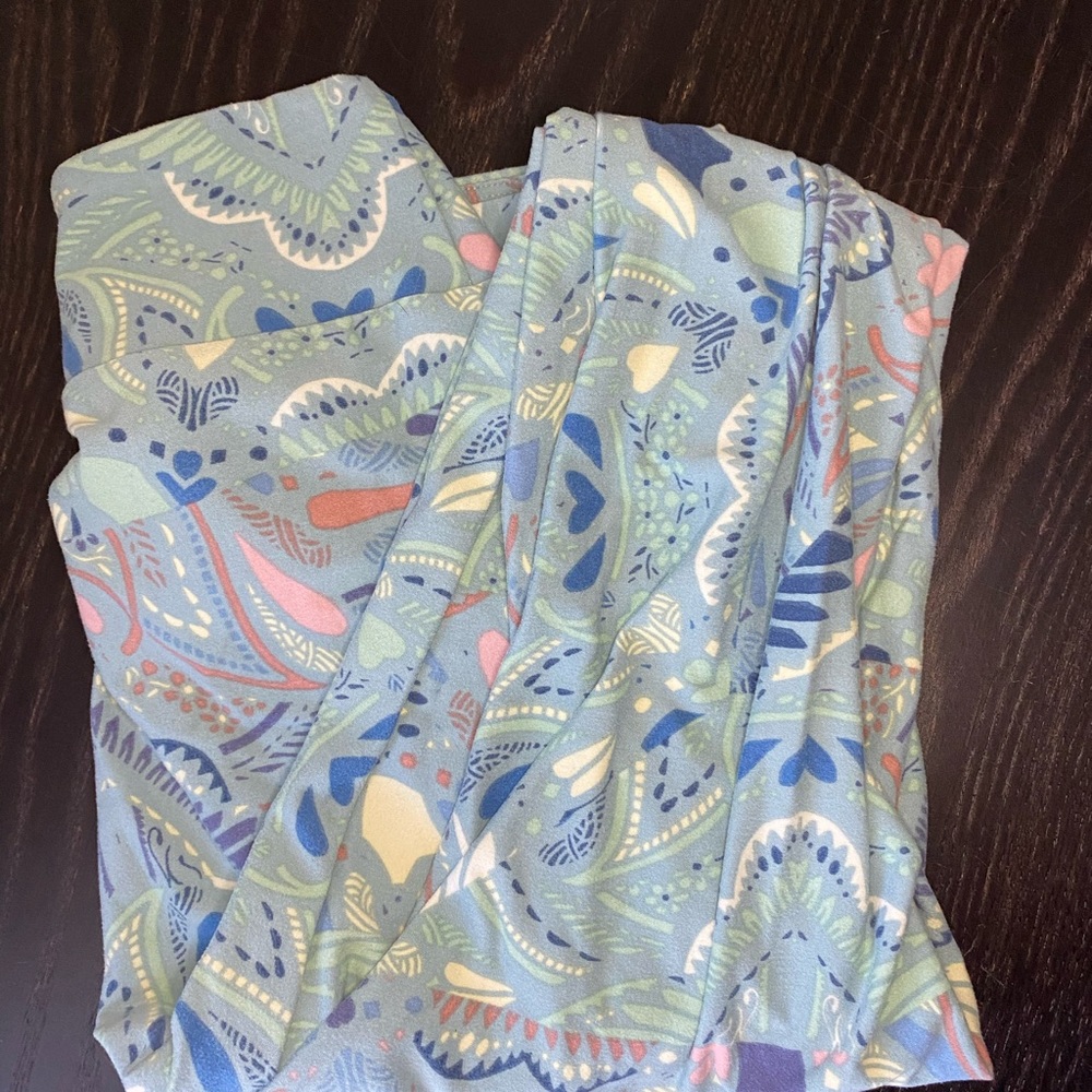 LulaRoe leggings Periwinkle